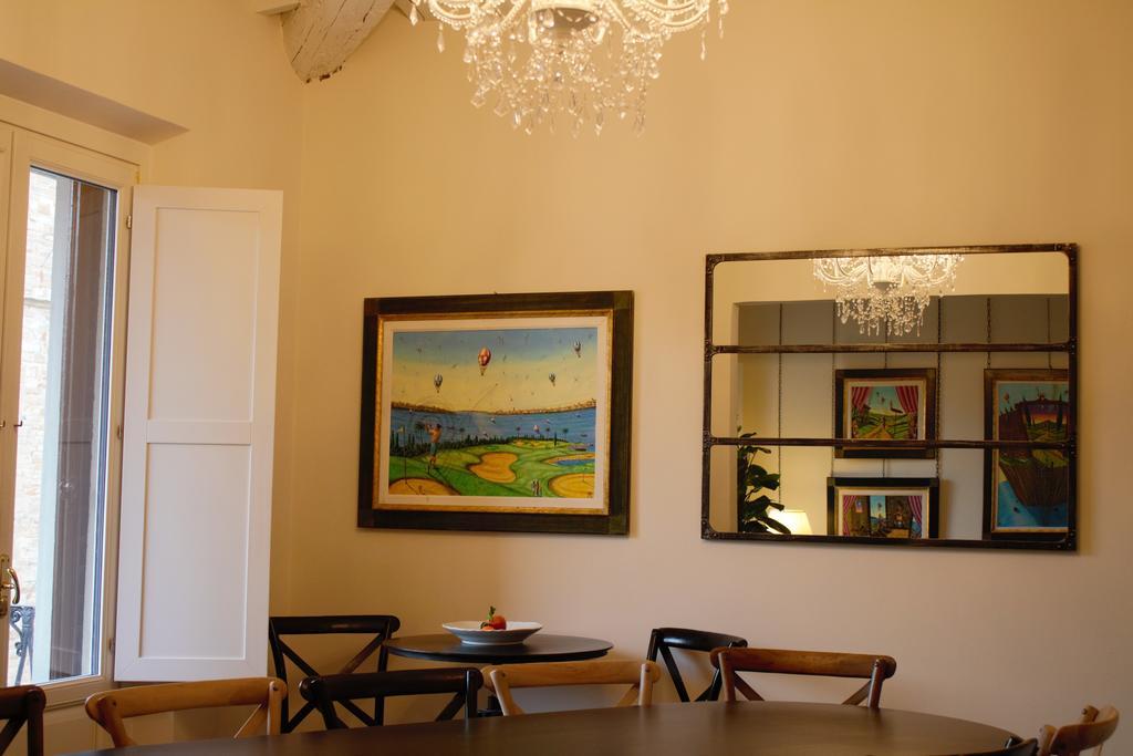 Tornabuoni View Bed & Breakfast ฟลอเรนซ์ ภายนอก รูปภาพ