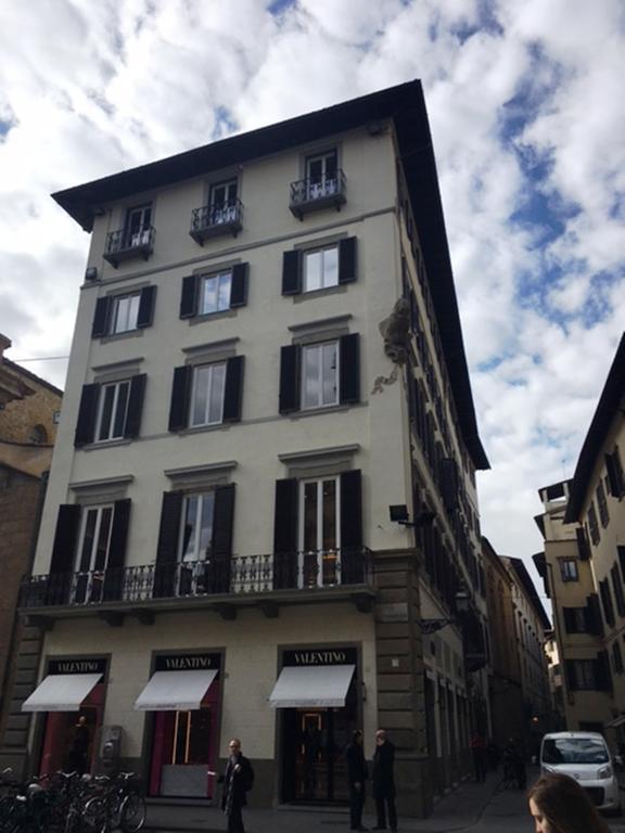 Tornabuoni View Bed & Breakfast ฟลอเรนซ์ ภายนอก รูปภาพ