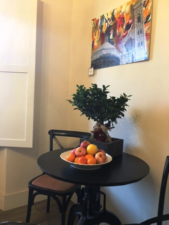 Tornabuoni View Bed & Breakfast ฟลอเรนซ์ ภายนอก รูปภาพ