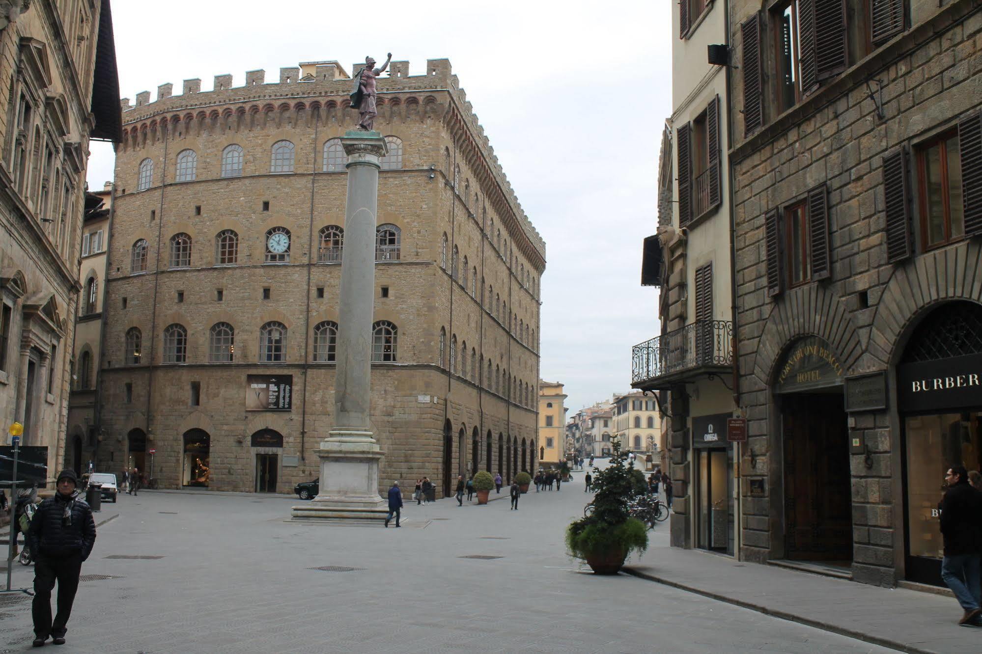 Tornabuoni View Bed & Breakfast ฟลอเรนซ์ ภายนอก รูปภาพ